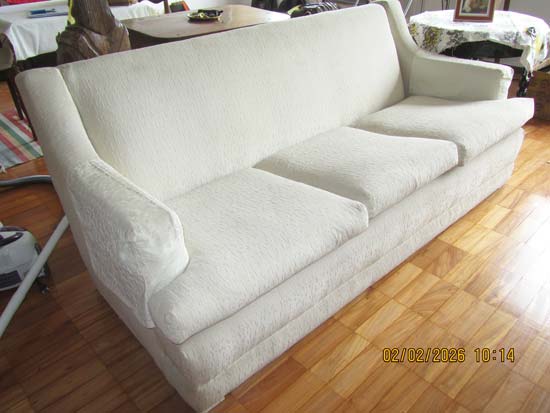 SOFA 3 LUGARES BEGE