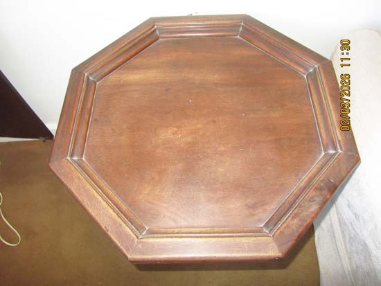 MESAS OCTOGONAIS MADEIRA