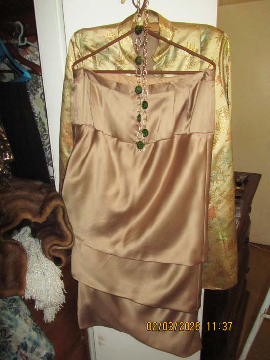 ROUPAS MALAS E BOLSAS