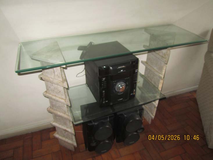 APARADOR VIDRO MARMORE