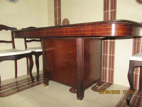 MESA JANTAR MADEIRA FOLHEADA