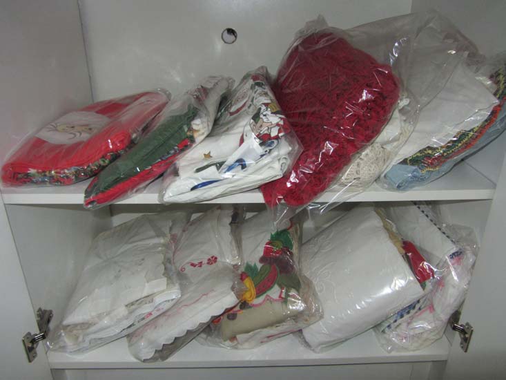 CAMA MESA E BANHO