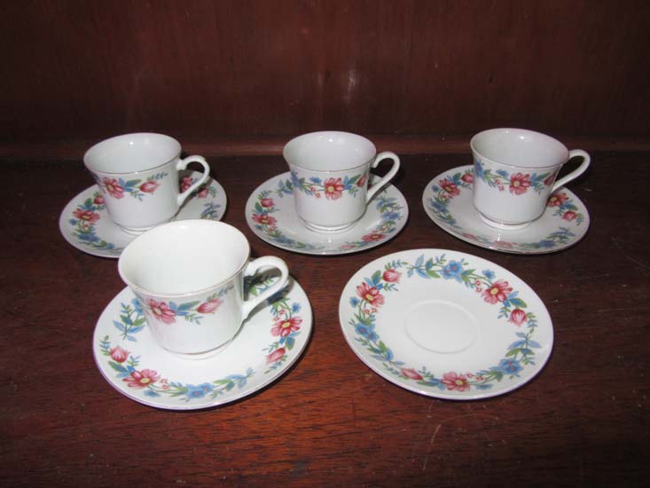 PORCELANAS E CERAMICAS