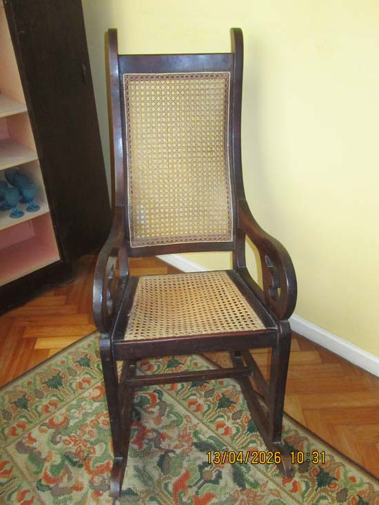 CADEIRA BALANCO MADEIRA PALHA