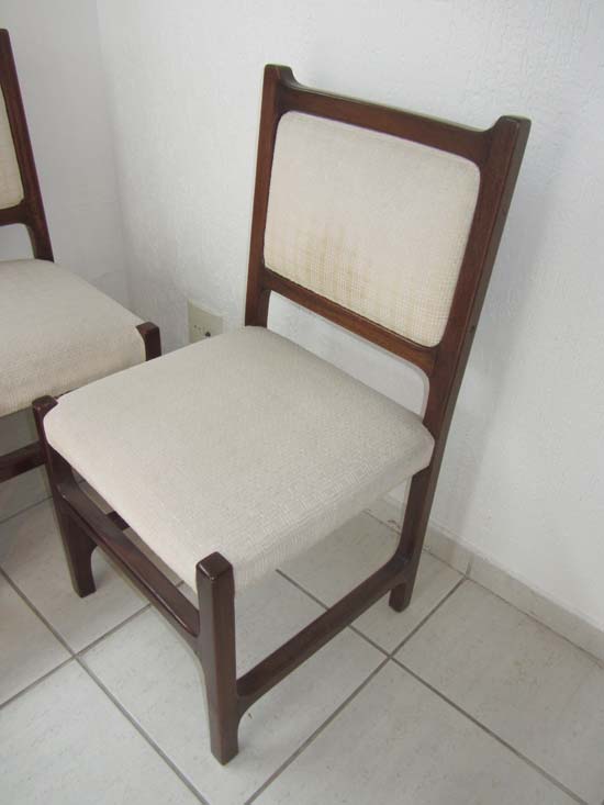 4 CADEIRAS MADEIRA BRANCAS