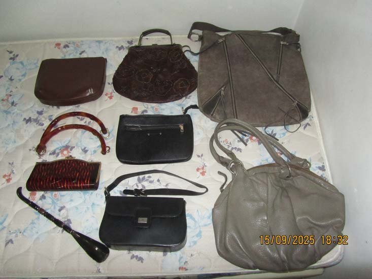 BOLSAS E BIJUTERIAS