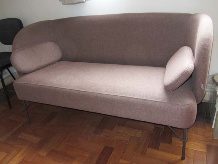 SOFA NAMORADEIRA 2 LUGARES