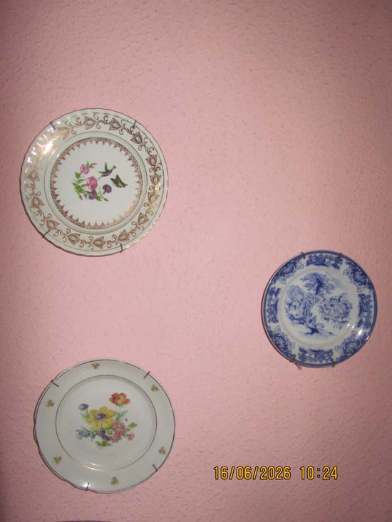 PORCELANAS E CERAMICAS