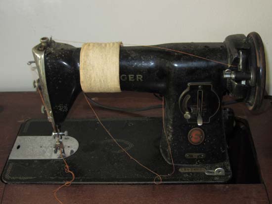 MAQUINA COSTURA SINGER
