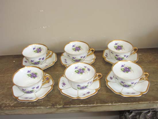 PORCELANAS E CERAMICAS