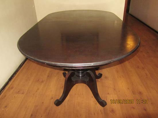 MESA JANTAR MADEIRA OVAL