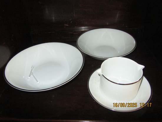 PORCELANAS E CERAMICAS