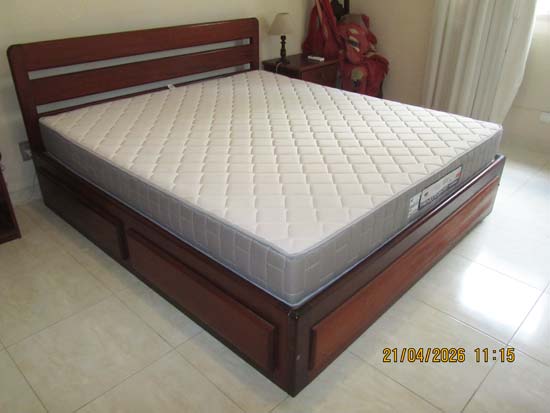 CAMA CASAL MADEIRA E COLCHAO