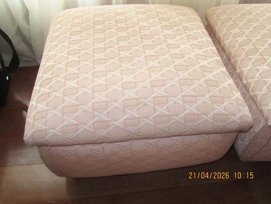 PUFFS QUADRADOS ROSA