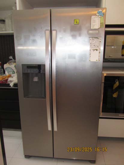 GELADEIRA ELECTROLUX COM DEFEITO