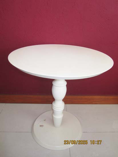 MESA LATERAL BRANCA MADEIRA