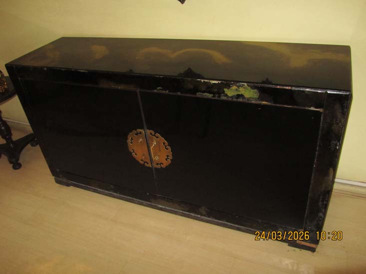 BUFFET CHINES PRETO