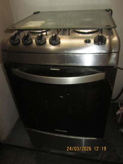 GELADEIRA FOGAO E MAQUINA LAVAR