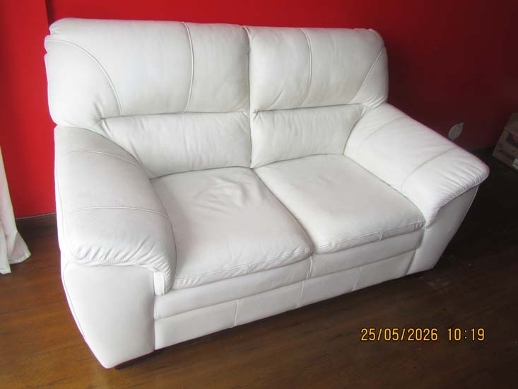 SOFA BRANCO 2 LUGARES