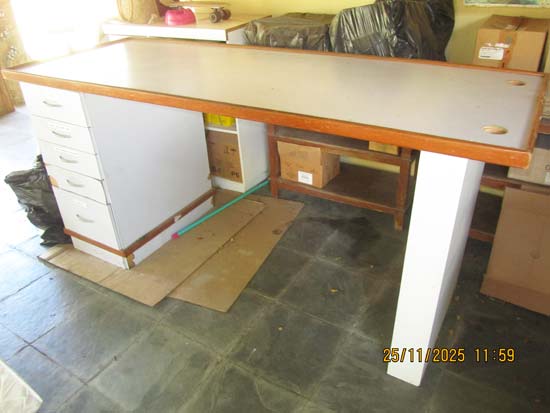 MESA BANCADA GAVETEIRO MADEIRA