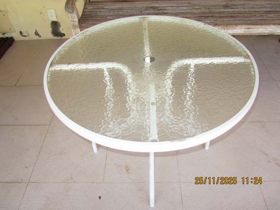 MESA JARDIM BRANCA ALUMINIO VIDRO