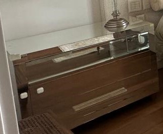 COMODA ESPELHADA MADEIRA