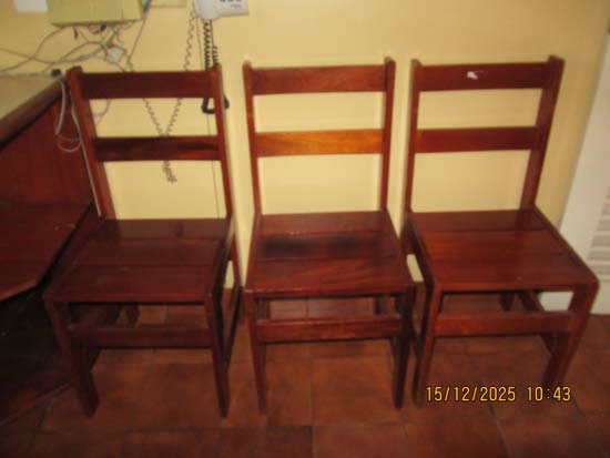 CADEIRAS MADEIRA RIPAS