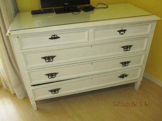 COMODA MADEIRA BRANCA