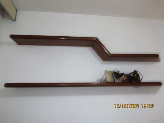 PRATELEIRAS VARIADAS