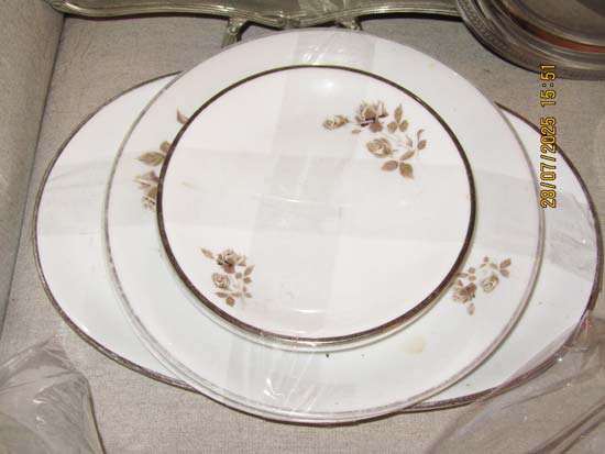 PORCELANAS E CERAMICAS