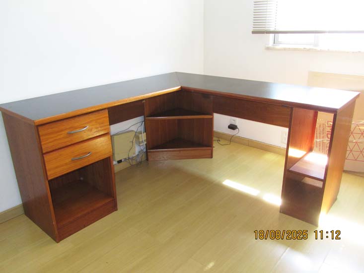 MESA ESCRITORIO MADEIRA FORMICA