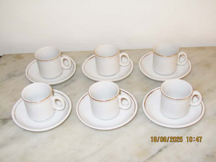 PORCELANAS E CERAMICAS
