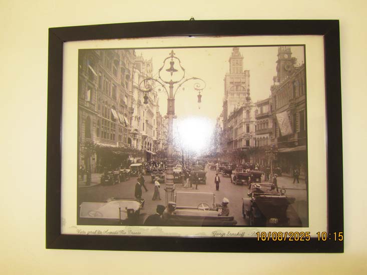 QUADROS E GRAVURAS