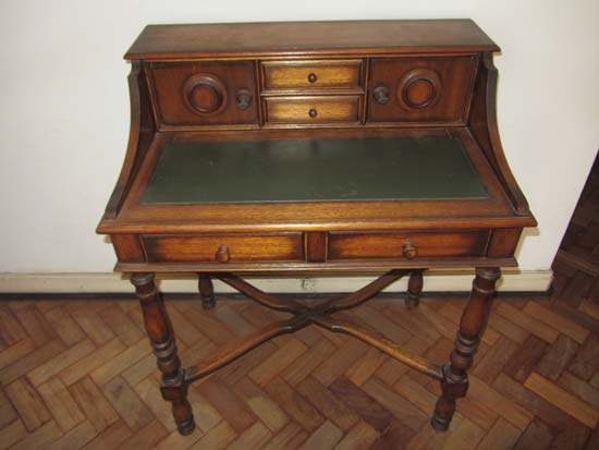 MESA ESCRIVANINHA E CADEIRA MADEIRA