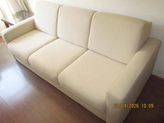 SOFA 3 LUGARES BEGE
