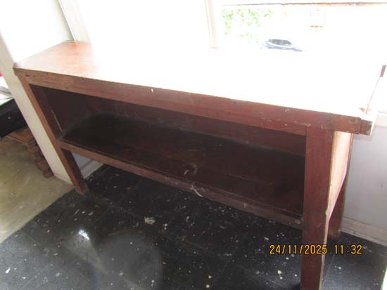 APARADOR BANCADA MADEIRA
