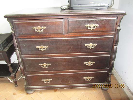 COMODA MADEIRA 5 GAVETAS