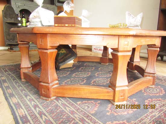 MESA CENTRO OCTOGONAL MADEIRA