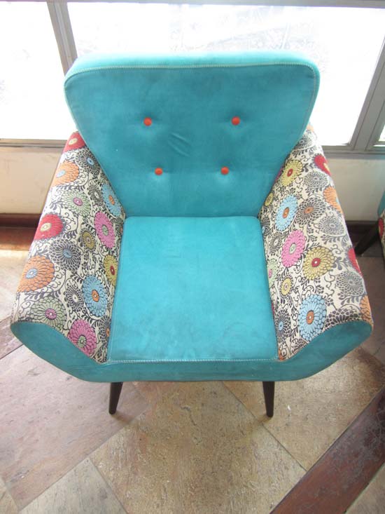 SOFA E POLTRONA ESTAMPADOS