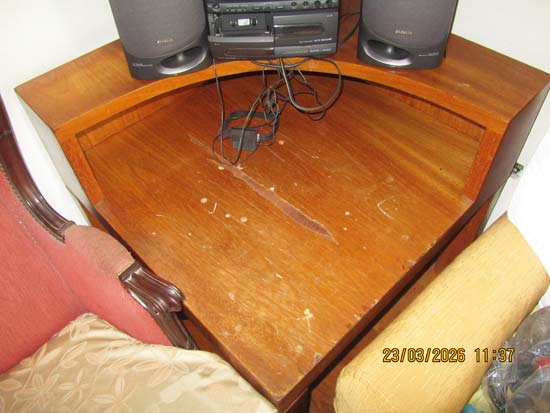 MESA DE CANTO MADEIRA