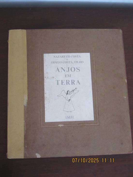 LIVROS E CARTOES