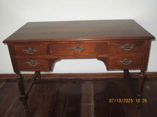 MESA ESCRITORIO MADEIRA
