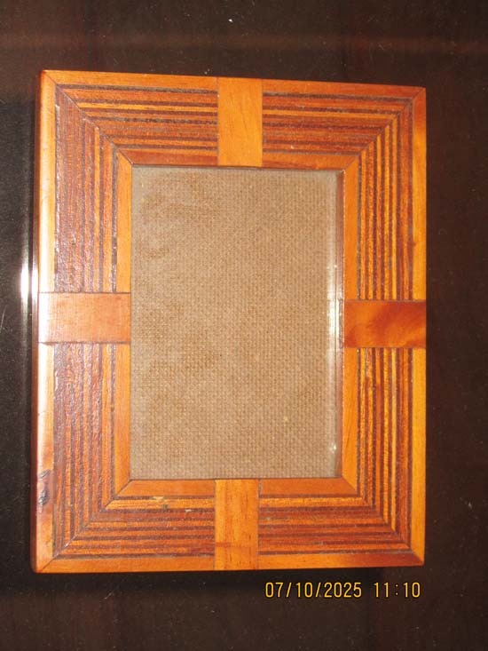 QUADROS E GRAVURAS