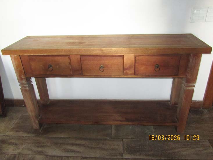 APARADOR 3 GAVETAS MADEIRA