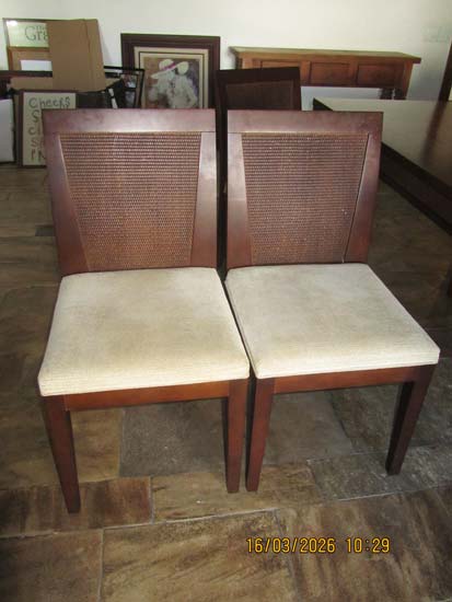 MESA JANTAR E 6 CADEIRAS MADEIRA