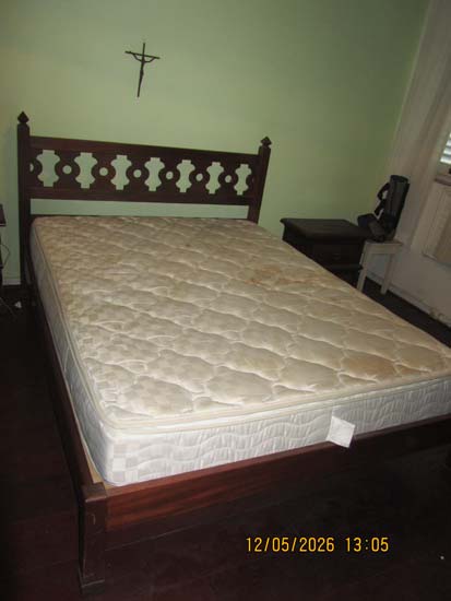 CAMA CASAL MADEIRA E COLCHAO