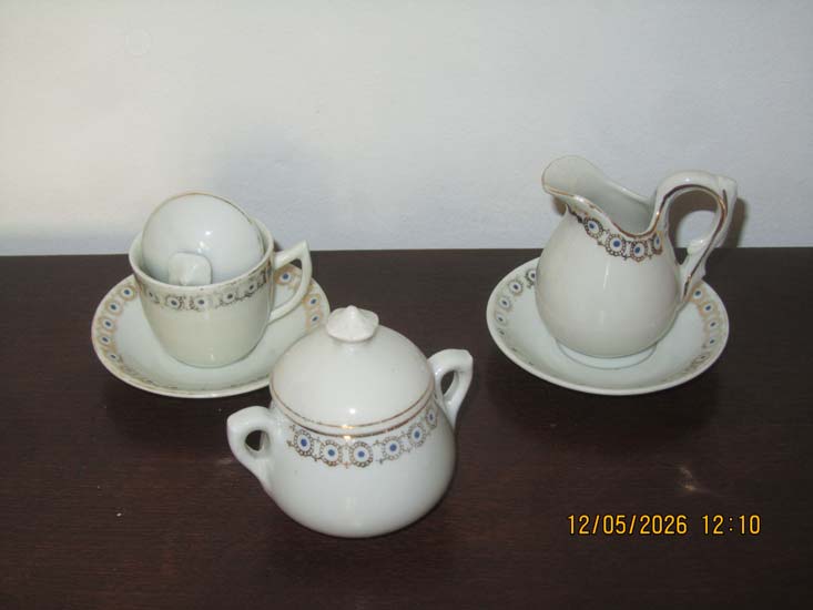 PORCELANAS E CERAMICAS