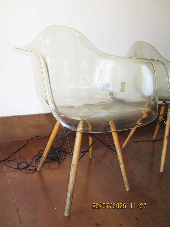 CADEIRAS EAMES WOOD