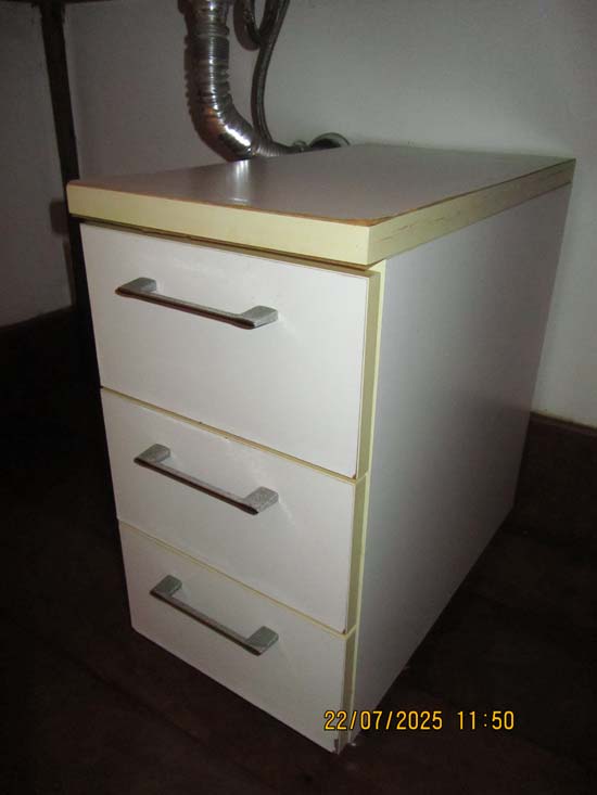 GAVETEIROS VARIADOS