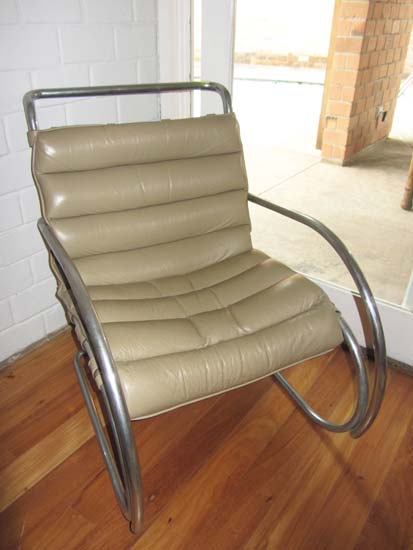 POLTRONA BRACO CROMADA